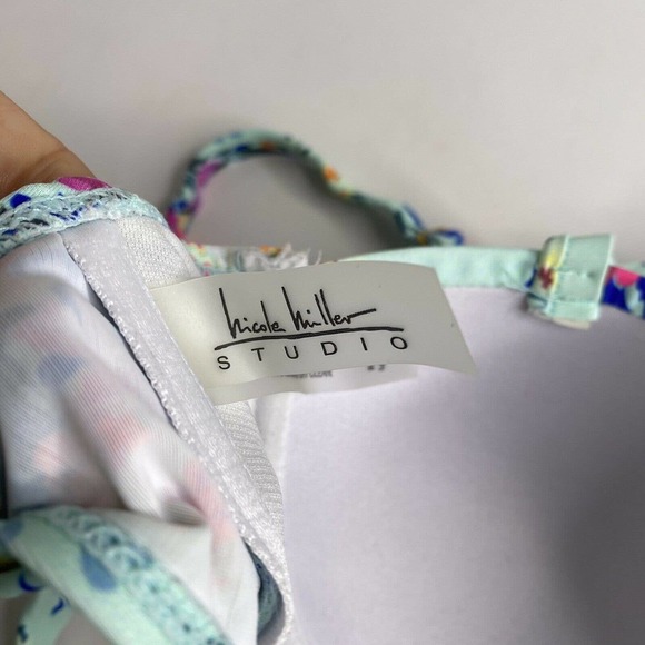 Nicole Miller SZ 6 Blue Floral Underwire Bikini Swim Top Adjus Push Up Women - Picture 4 of 5